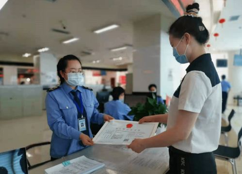 城关区市场监管局 食品告知承诺制落地，首张许可证高效颁发